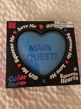 NeeDoh Main Squeeze Heart Stress Ball - Blue